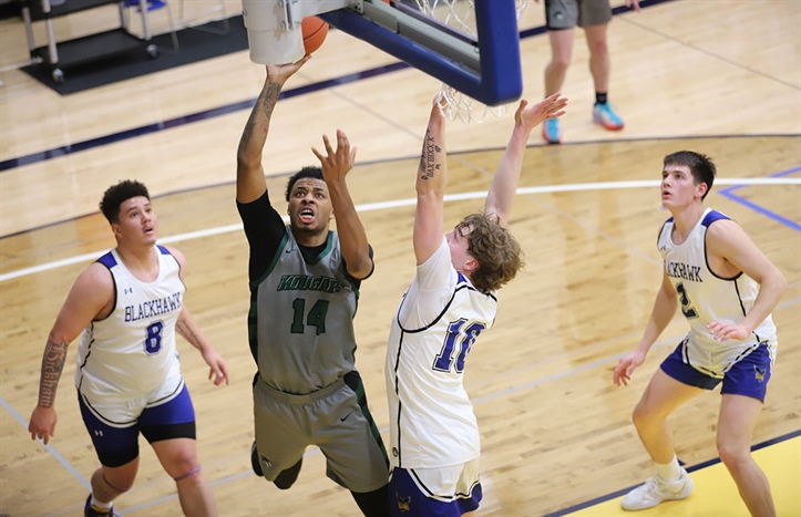 Talons Fight Hard Against Carl Sandburg College, Lose 64-55